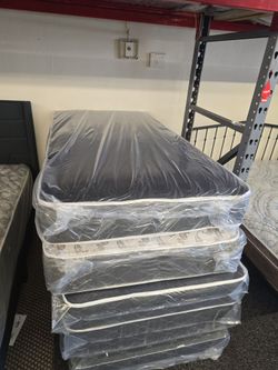 TWIN MATTRESS