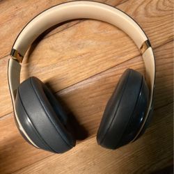 Beats Studio 3 Headphones 