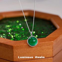 Sterling Silver Green Jade Pendant Necklace, Fashion Jewelry for Women 