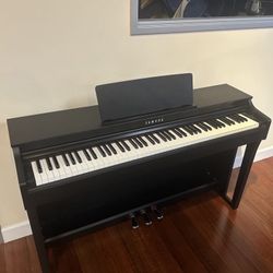 Yamaha Piano
