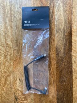 Audi - USB C to USB A Adapter
