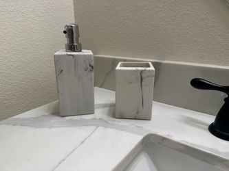 Bathroom Decor