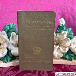 1942 New Testament Protestant Version for the Army, WWII, Small Vintage Bible