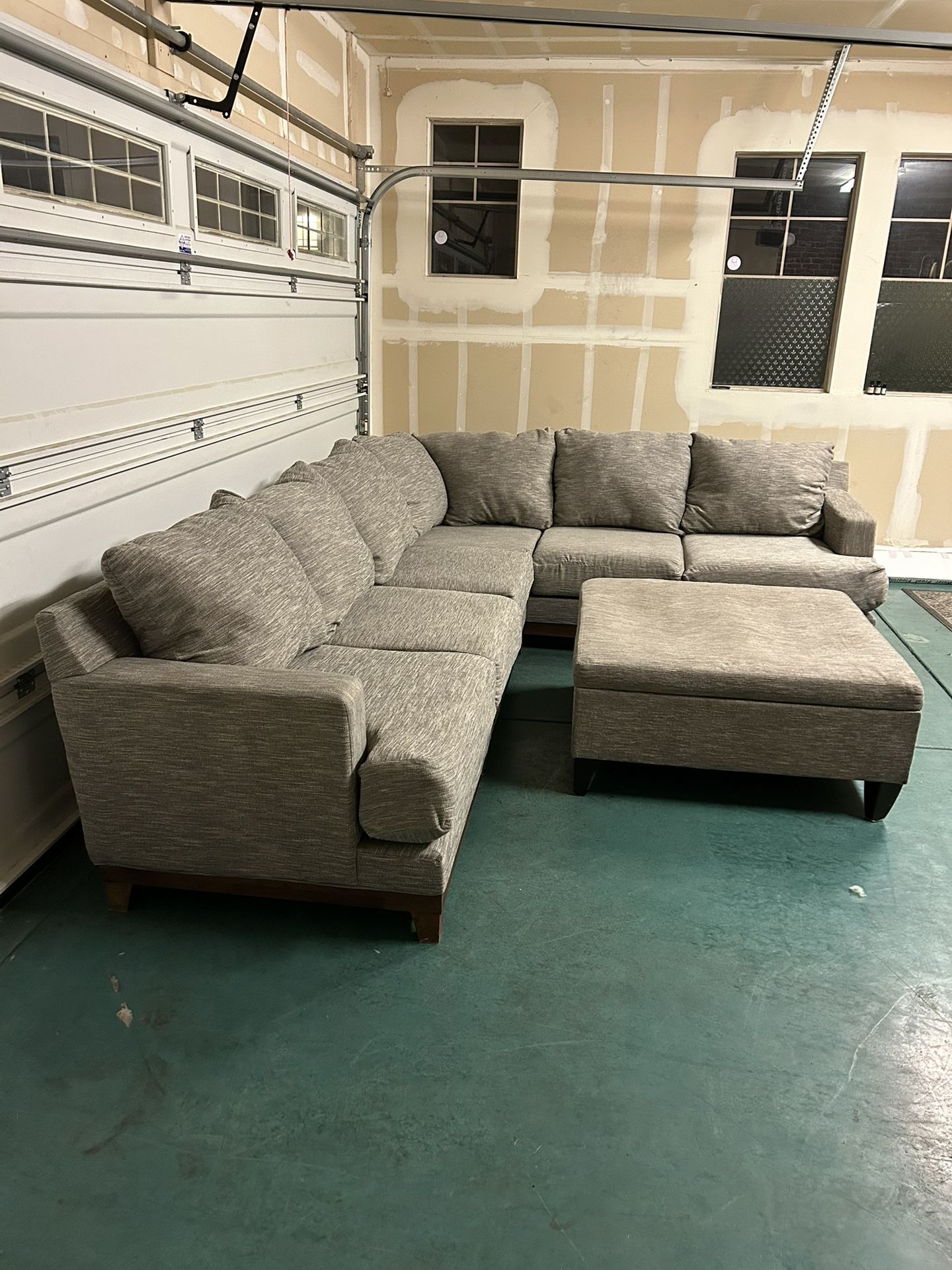RC Willey Light Grey 3-Piece Sectional + Ottoman (Delivery Available)