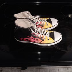 CONVERSE ALL STARS CHUCK TAYLOR Hi TOP FLAMES