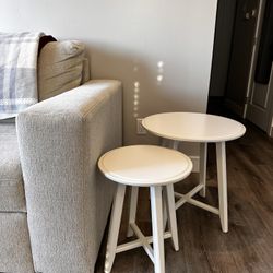 White end / side table set of 2