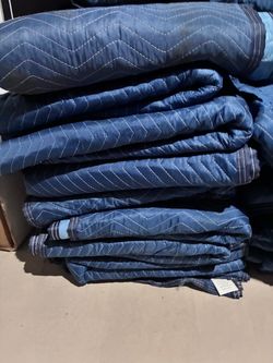 Premium Moving Blankets