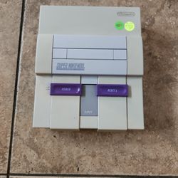 Super Nintendo Console 