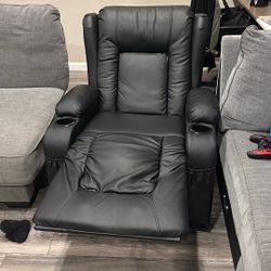 Recliner!