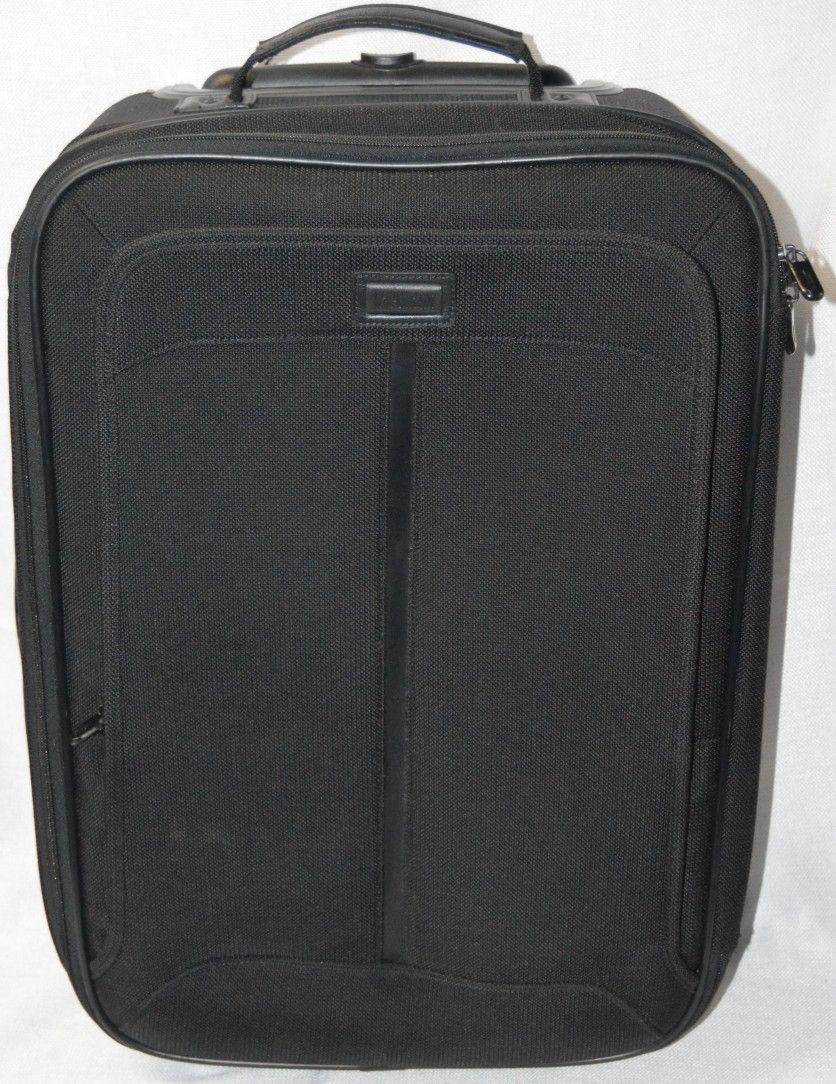 Hartmann 23" Rolling Suitcase with Leather Trim in Excellent Condition (23"x14"X10")
