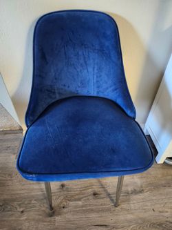 Dining chairs x4