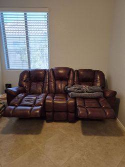 Large Heavy Duty LA Z BOY Couch Recliners