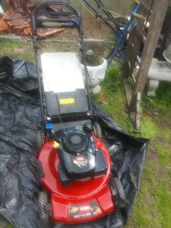 Toro self propelled lawnmower