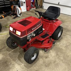 Wheel Horse 212-6 Mower