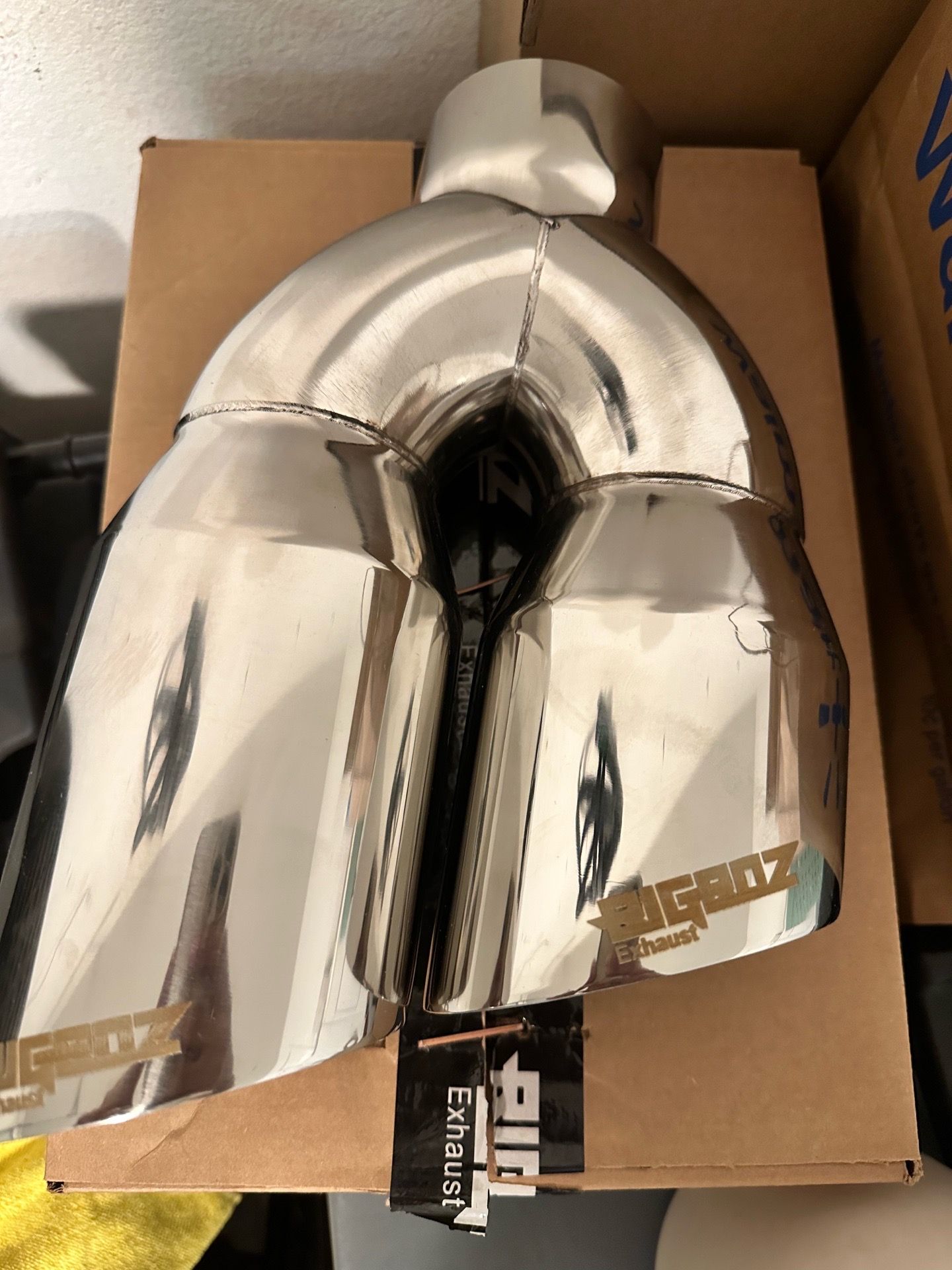 Exhaust tips