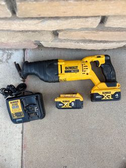 Dewalt 20v Sawzall kit