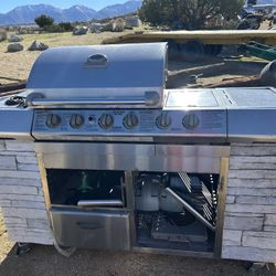 Outdoor Grill