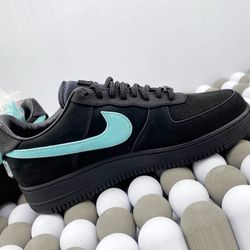 Nike Air Force 1 Low Tiffany Co 70