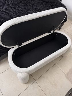Banco otomano con almacenamiento – Blanco Bouclé