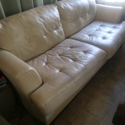 Beige Couch ( 7x3 )