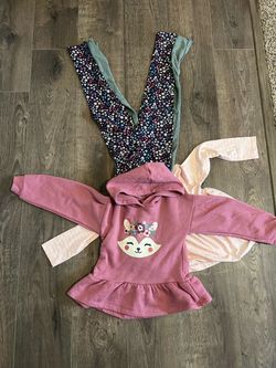 Brand new 6T Girls Clothing Bundle - Hoodie, Tunic, and Leggings