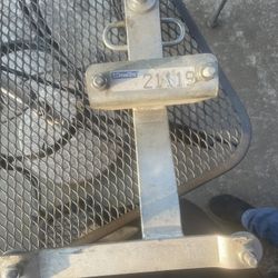 Draw-Tite  Trailer Hitch For Car