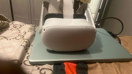 Meta quest 2 VR Headset