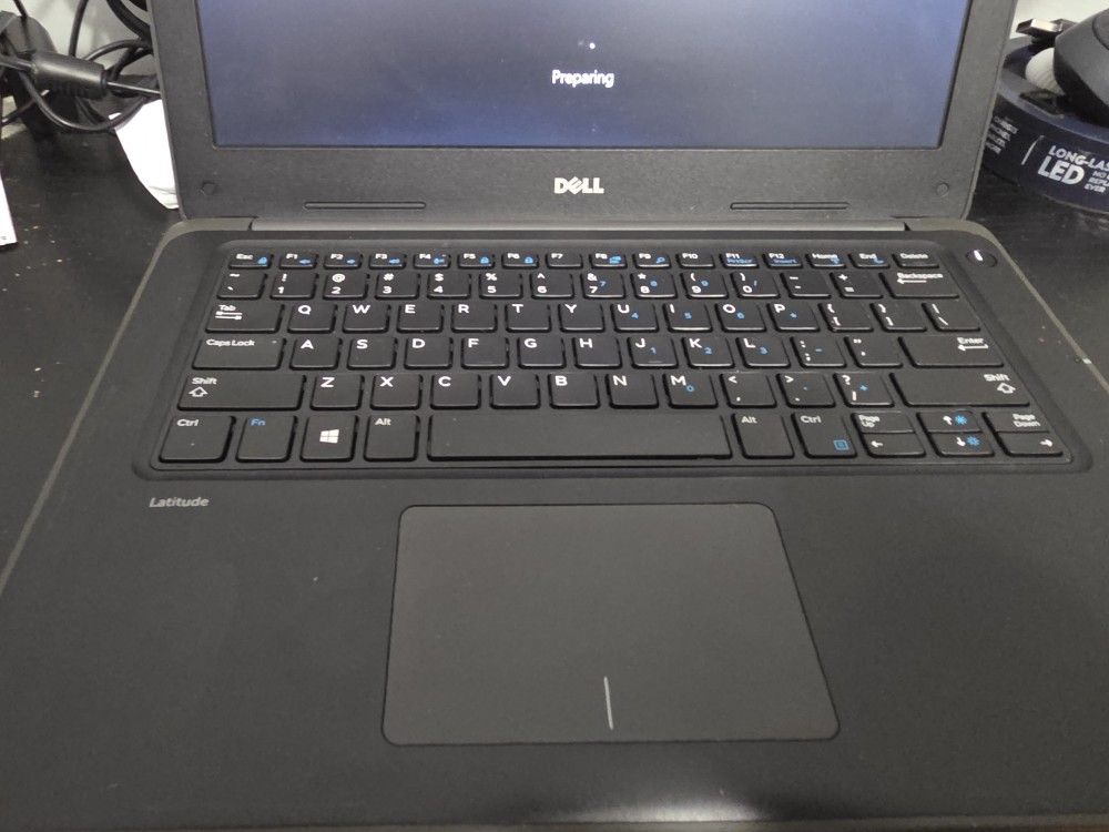 Dell Lattitude 3380 Laptop