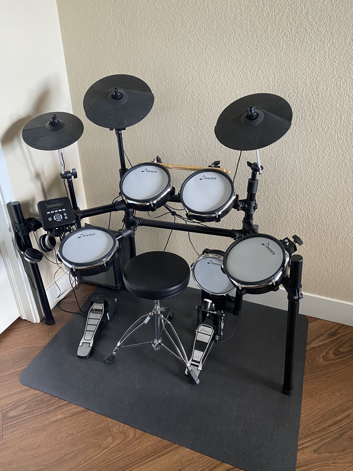 Donner E-Drums With Amp