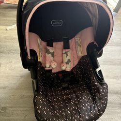 Baby Girl Car seat