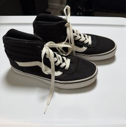 Women’s Vans — LIKE NEW — 6.5 size — $25