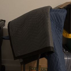 Moving Blankets / 60 OBO 