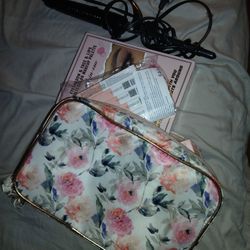 Woman's Make Up Bag