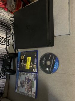 PlayStation 4 Slim
