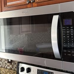microwave in good condition