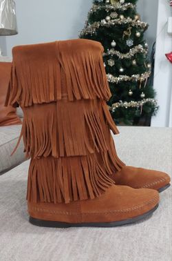Womens MINNETONKA 1632 3 Layer Fringe Moccasin Boots Brown Size 7 Calf High Boho. Price is FIRM