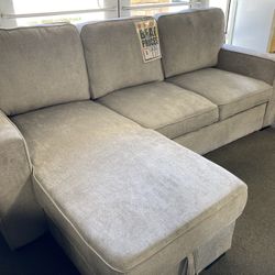 Sleeper Sectional! $799 🚨🩶✨
