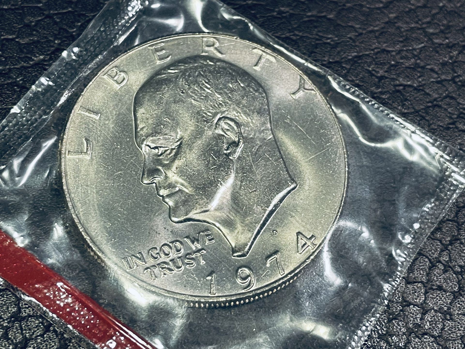 $1 1974  D. Lunar dollar. Collectible Coin USA 