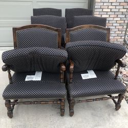 6 Chairs 