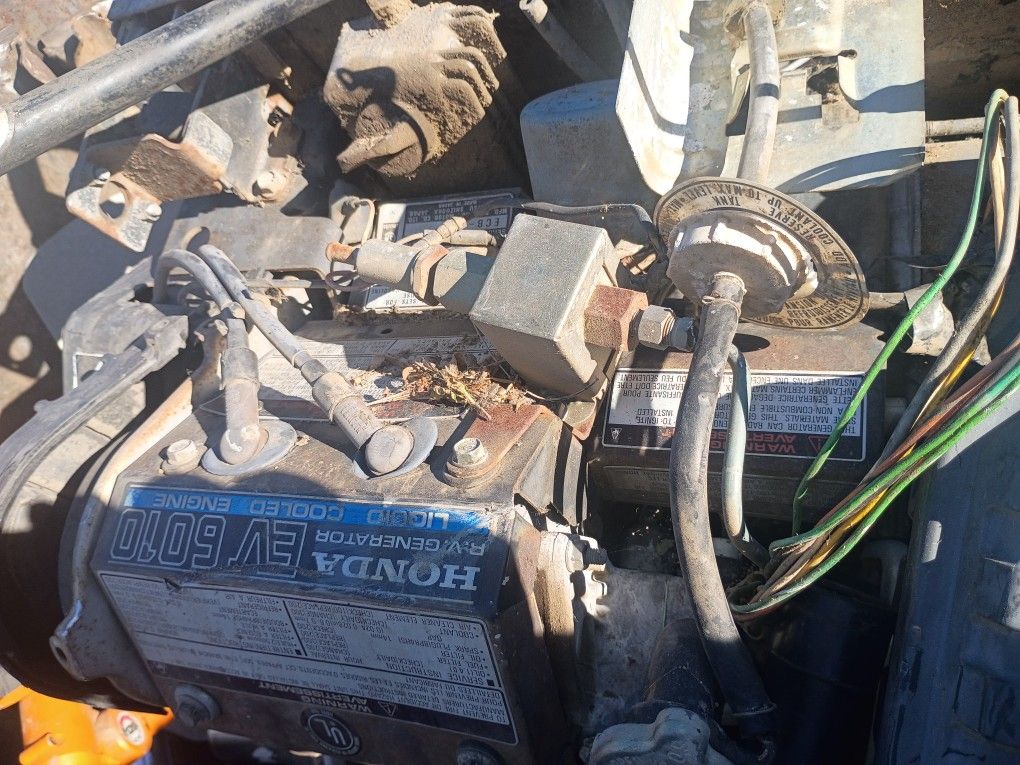 Honda Generator 6010 With Liquid Cooled Engine Works Has Minor Issues $200 Obo