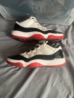 Jordan 11 lows men’s size 8.5