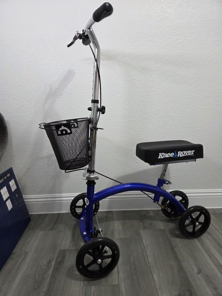 Knee Scooter With Basket