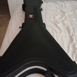 Jackson V Professional Hard Case With Key 
