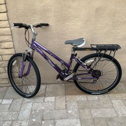 Trek 820 WSD (Women’s Specific Design) mountain bike