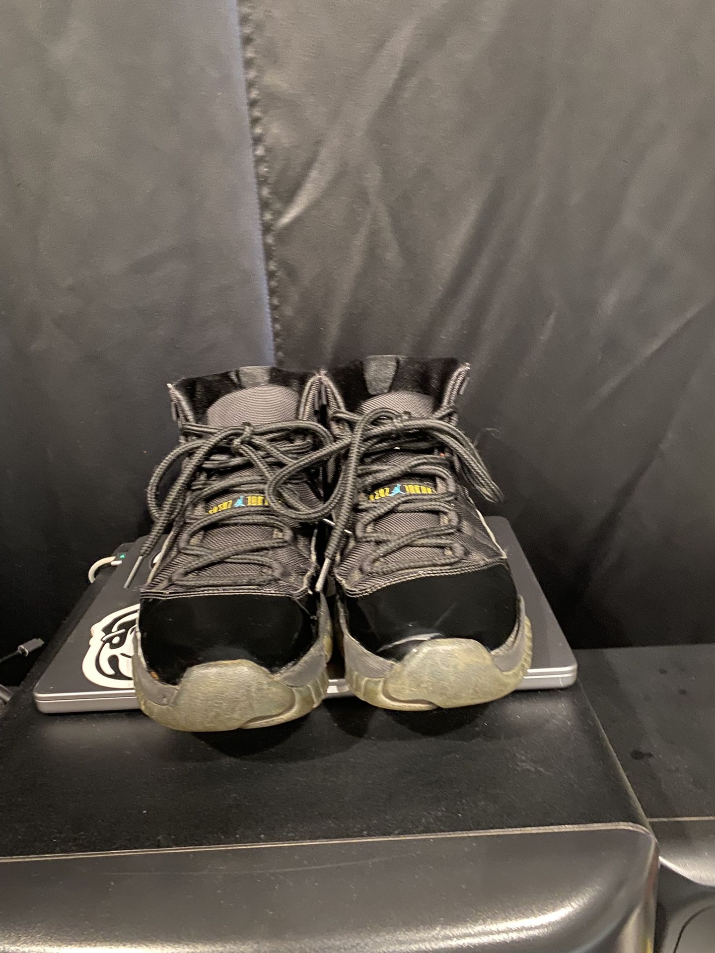 Air Jordan 11 Retro Gamma Blue