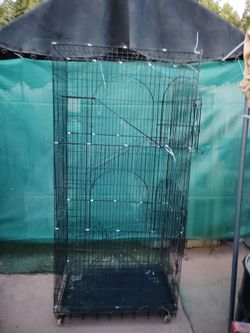 Big multi level cage w/wheels