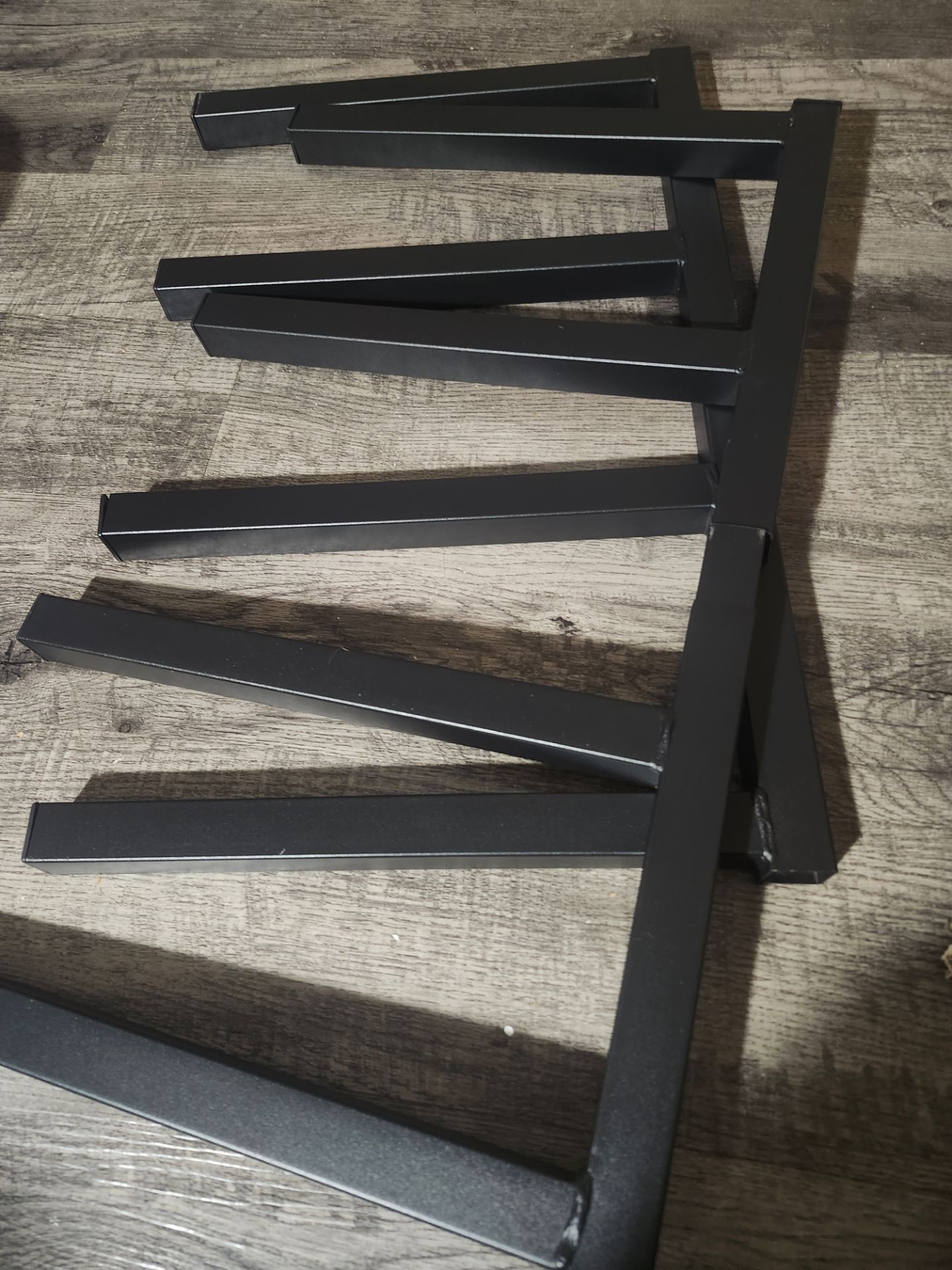 BASES DE METAL SÓLIDO 4 PZAS
