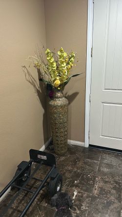 Fancy pot
