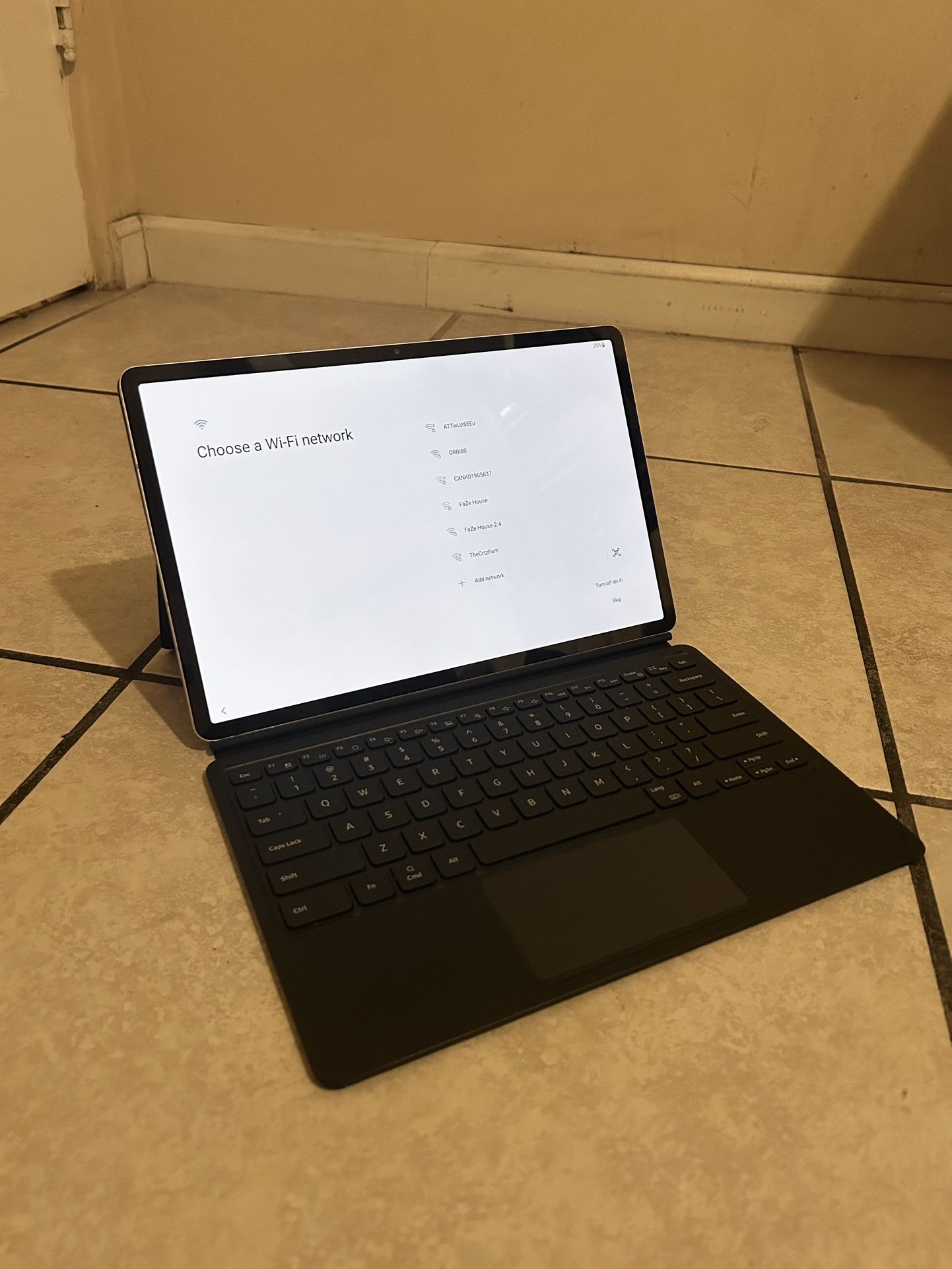 Galaxy Tab S7+ Bundle – 256GB, Keyboard Case, S Pen Included