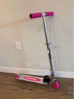 Razor Scooter for Kids (Lightweight)